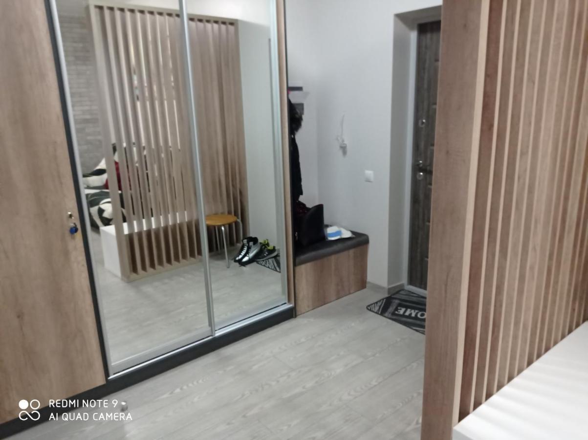Lux Apartment & Центр,Жк Театральний Rivne Extérieur photo