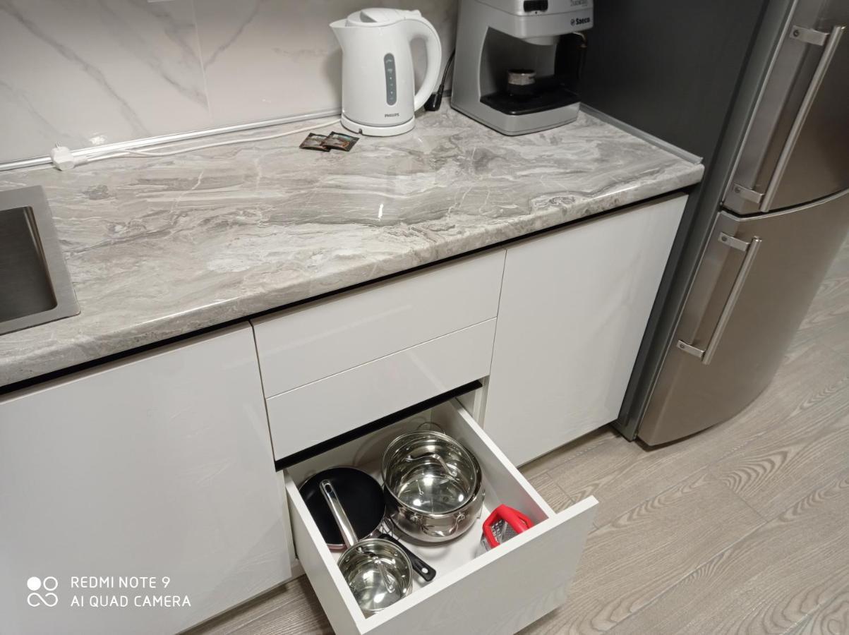 Lux Apartment & Центр,Жк Театральний Rivne Extérieur photo