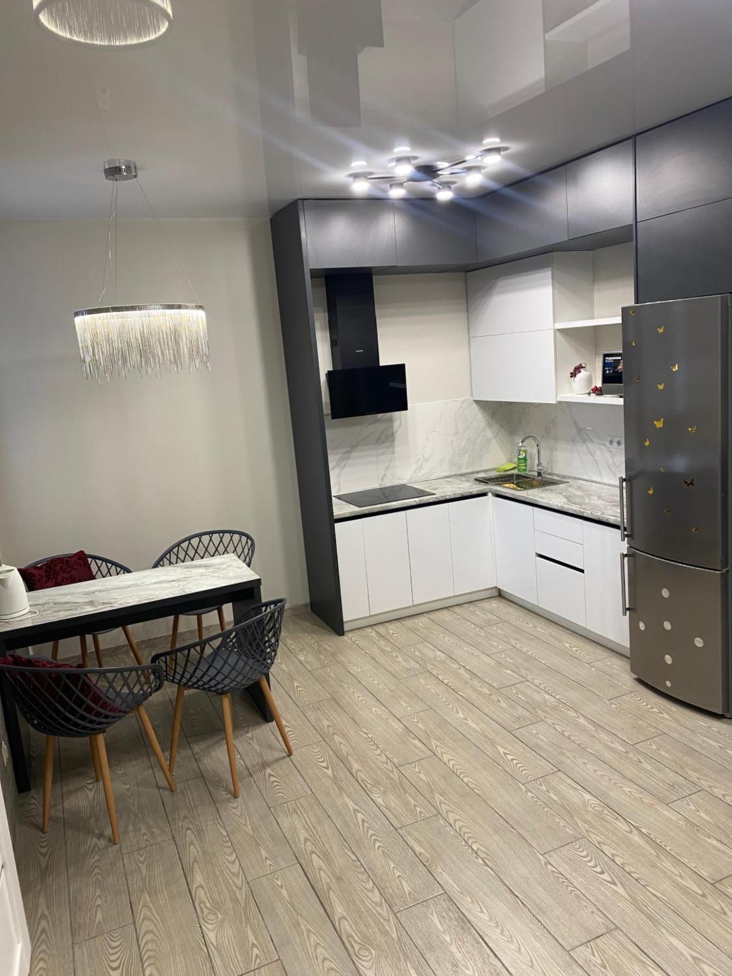 Lux Apartment & Центр,Жк Театральний Rivne Extérieur photo