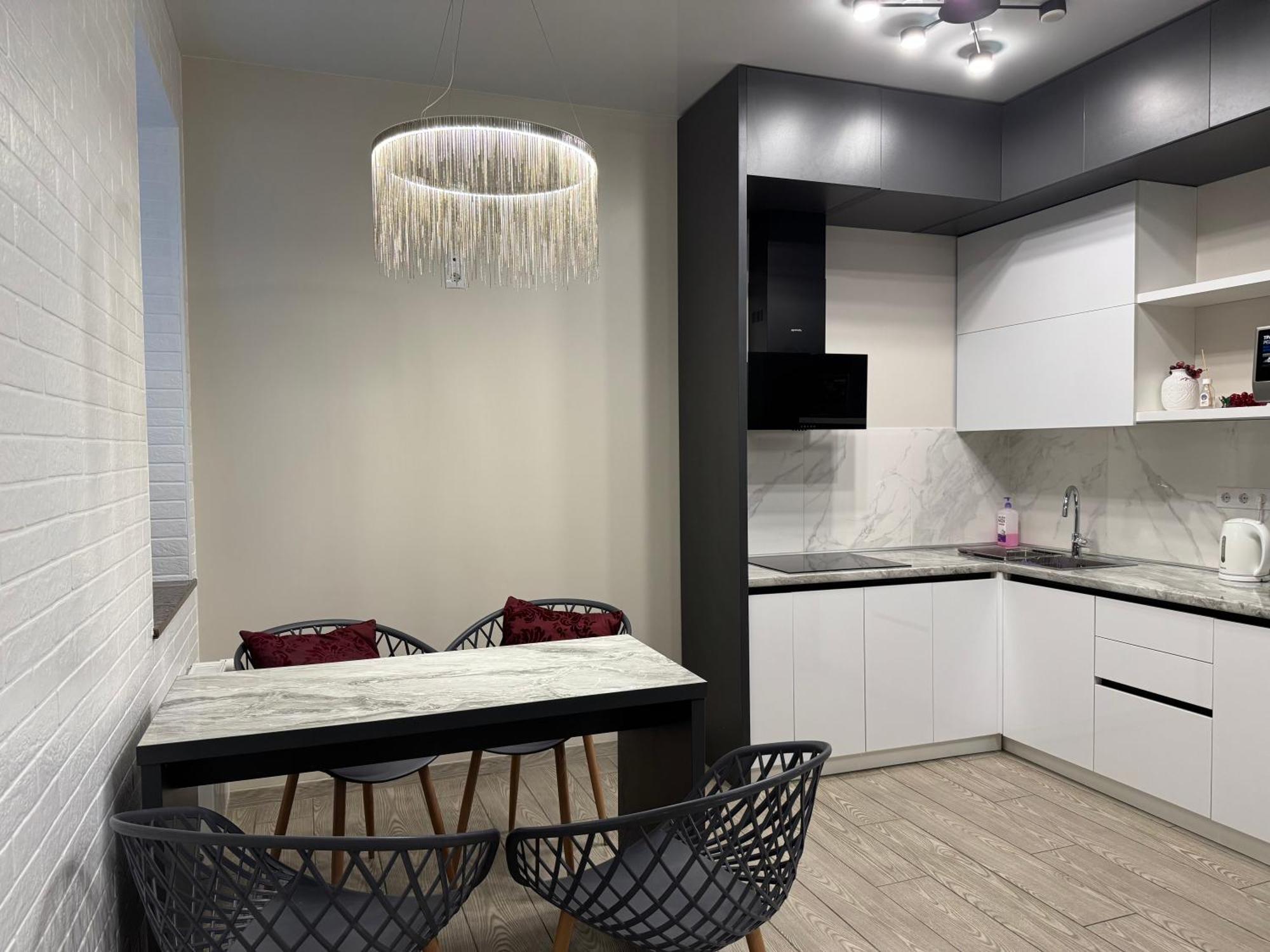 Lux Apartment & Центр,Жк Театральний Rivne Extérieur photo