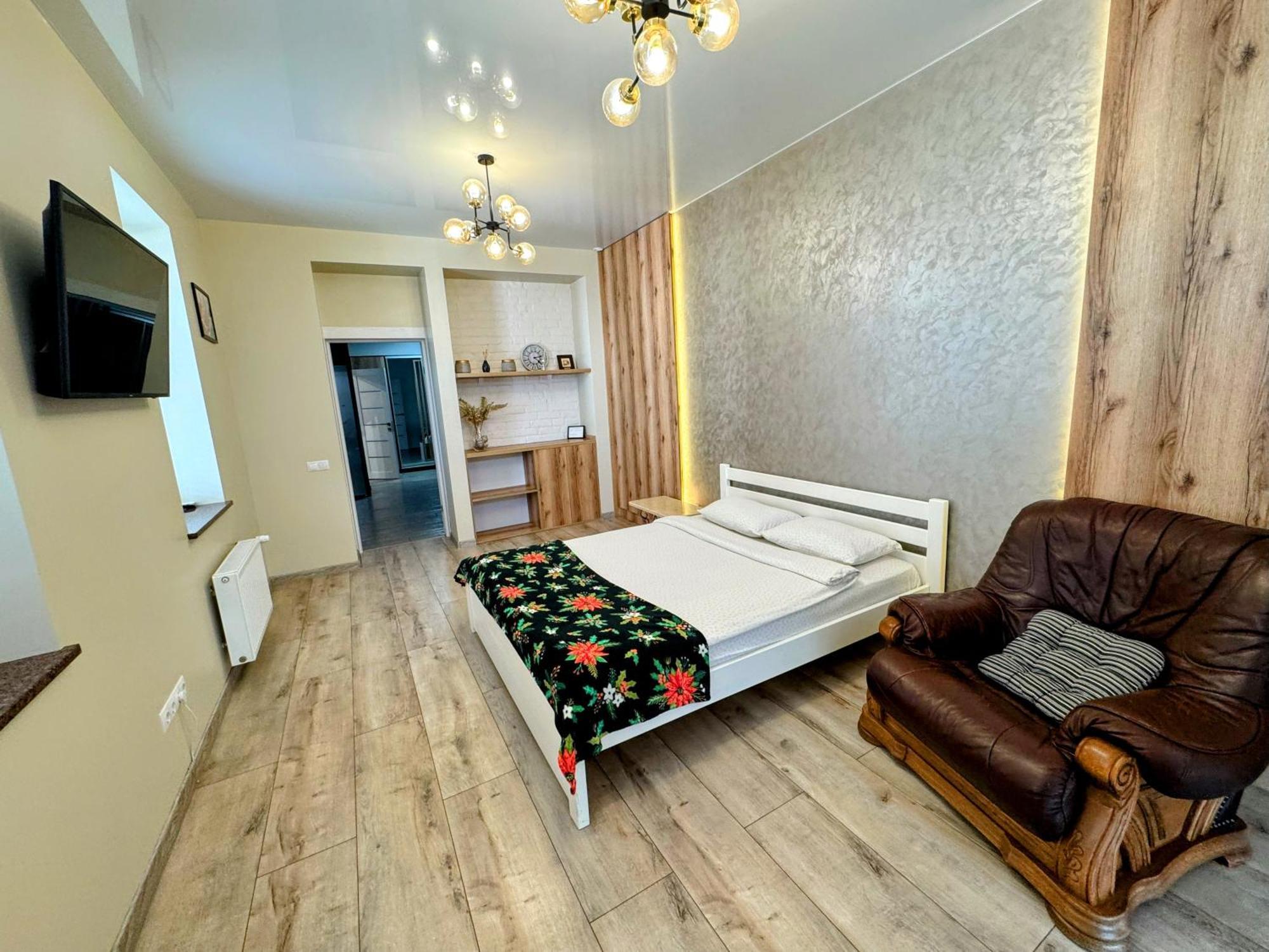 Lux Apartment & Центр,Жк Театральний Rivne Extérieur photo